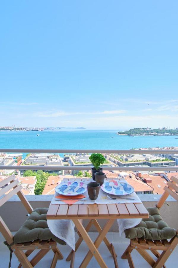A Million Dollar View In The Heart Of The City Istanbul Exterior photo